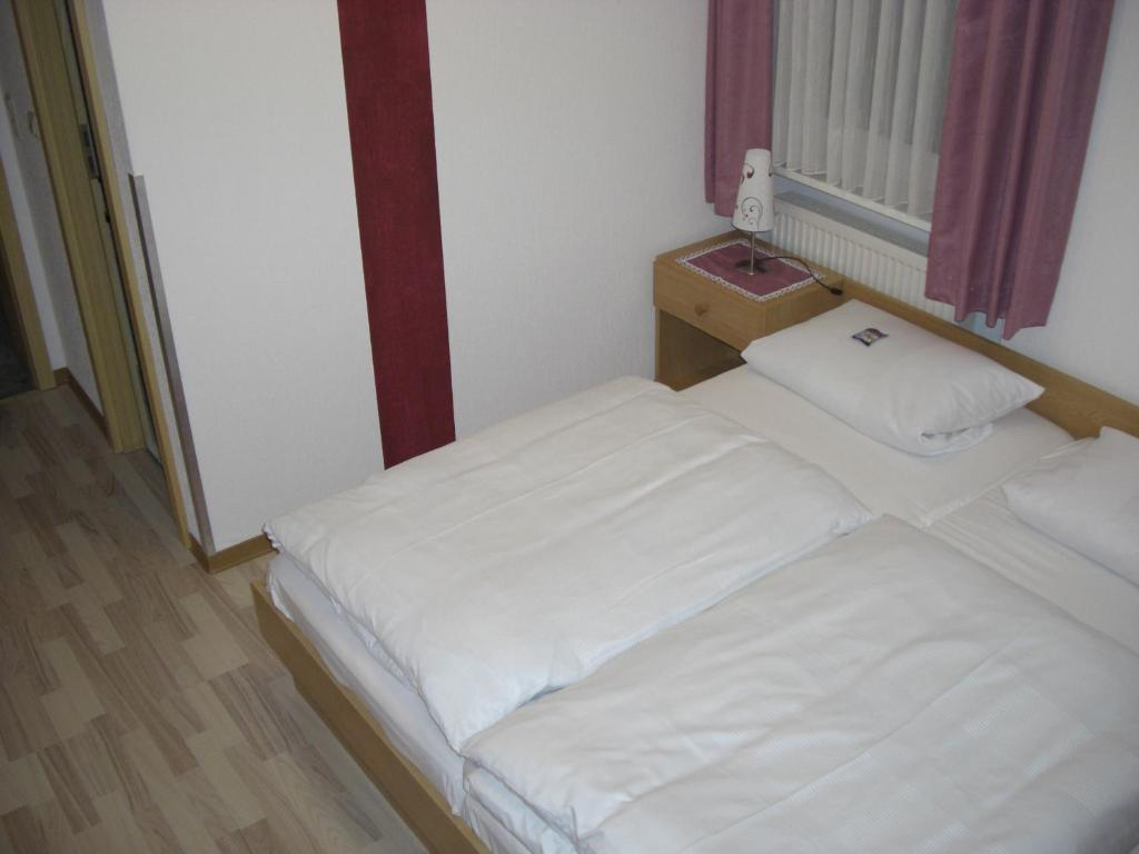 Gasthof Rhoenperle Kothen  Habitación foto