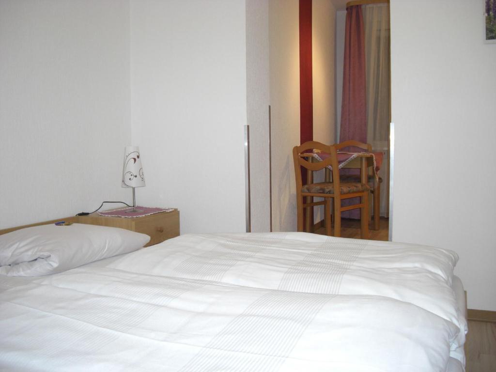 Gasthof Rhoenperle Kothen  Habitación foto