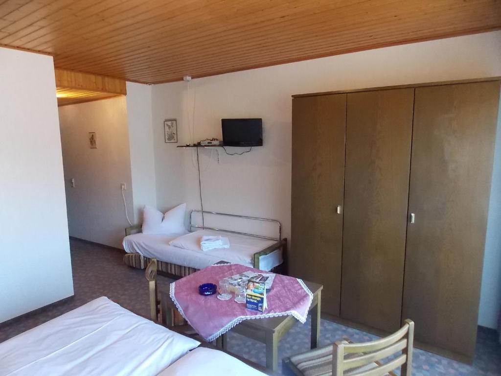 Gasthof Rhoenperle Kothen  Habitación foto